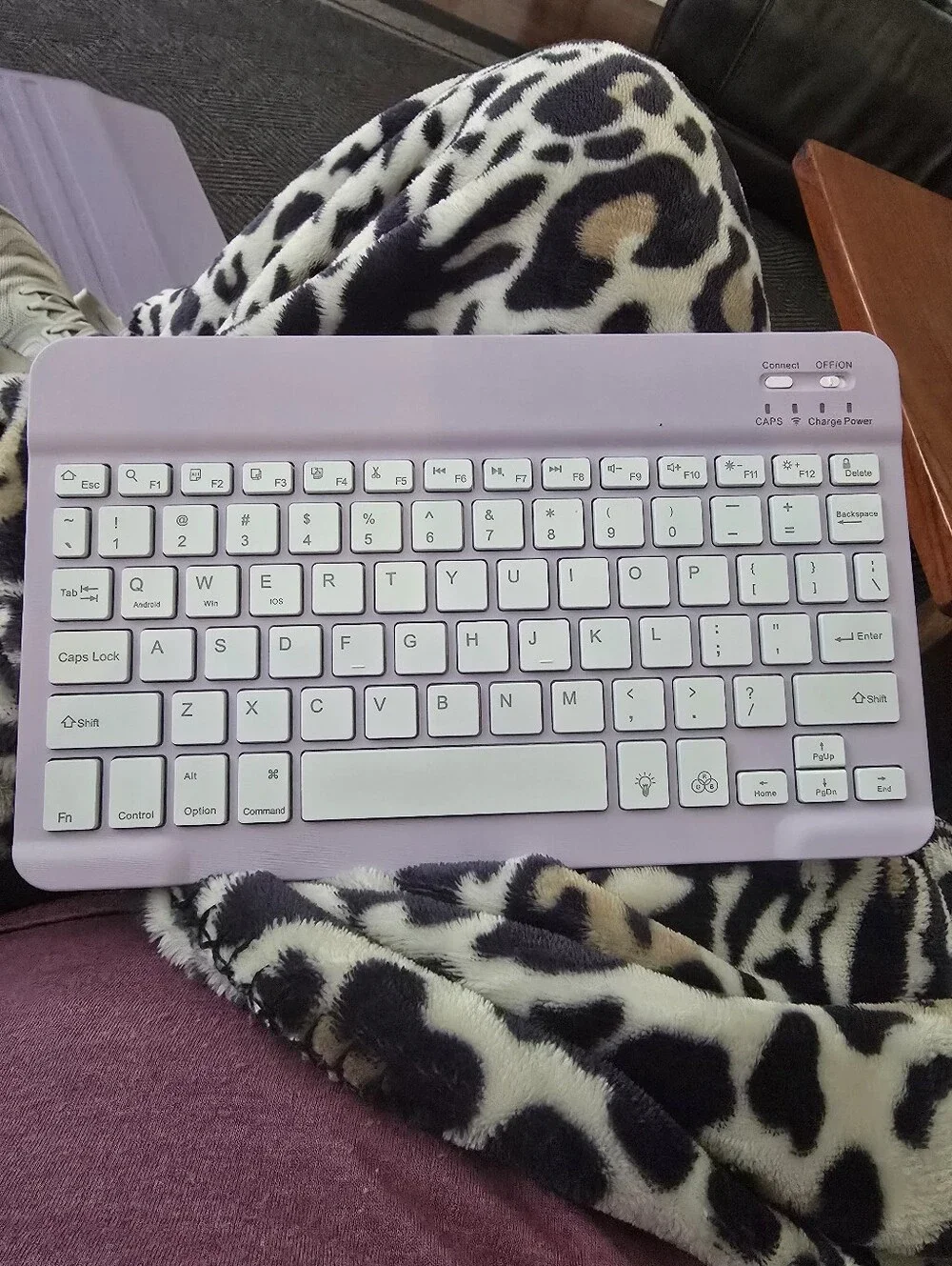 Slim Wireless Bluetooth Keyboard in Light Lavender For Ipad And Android